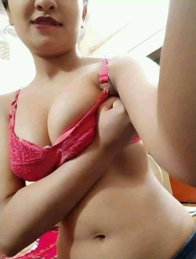 https://pub-5fcdf72a54cd4edbb03ec3edaa415a42.r2.dev/nakedleaks/naked_photos_of_desi_girl_masturbating/15.jpg