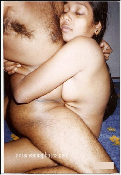 Nandni bhabhi indulges in sexual activity with her boss