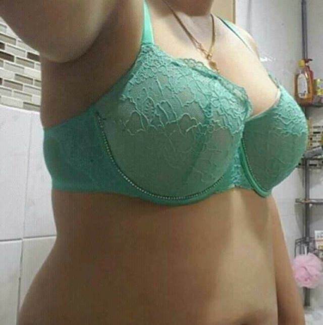https://pub-5fcdf72a54cd4edbb03ec3edaa415a42.r2.dev/nakedleaks/neighbor's_naughty_photos_before_valentine's_day/0.jpg