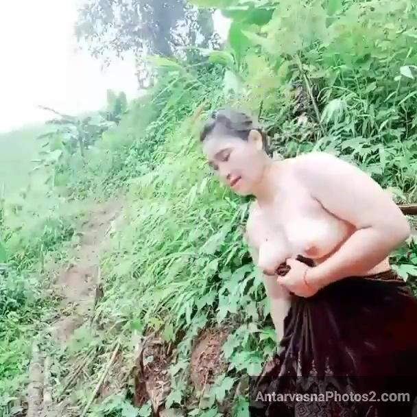 https://pub-5fcdf72a54cd4edbb03ec3edaa415a42.r2.dev/nakedleaks/nepali_girl_reveals_hairy_pussy_while_bathing/9.jpg