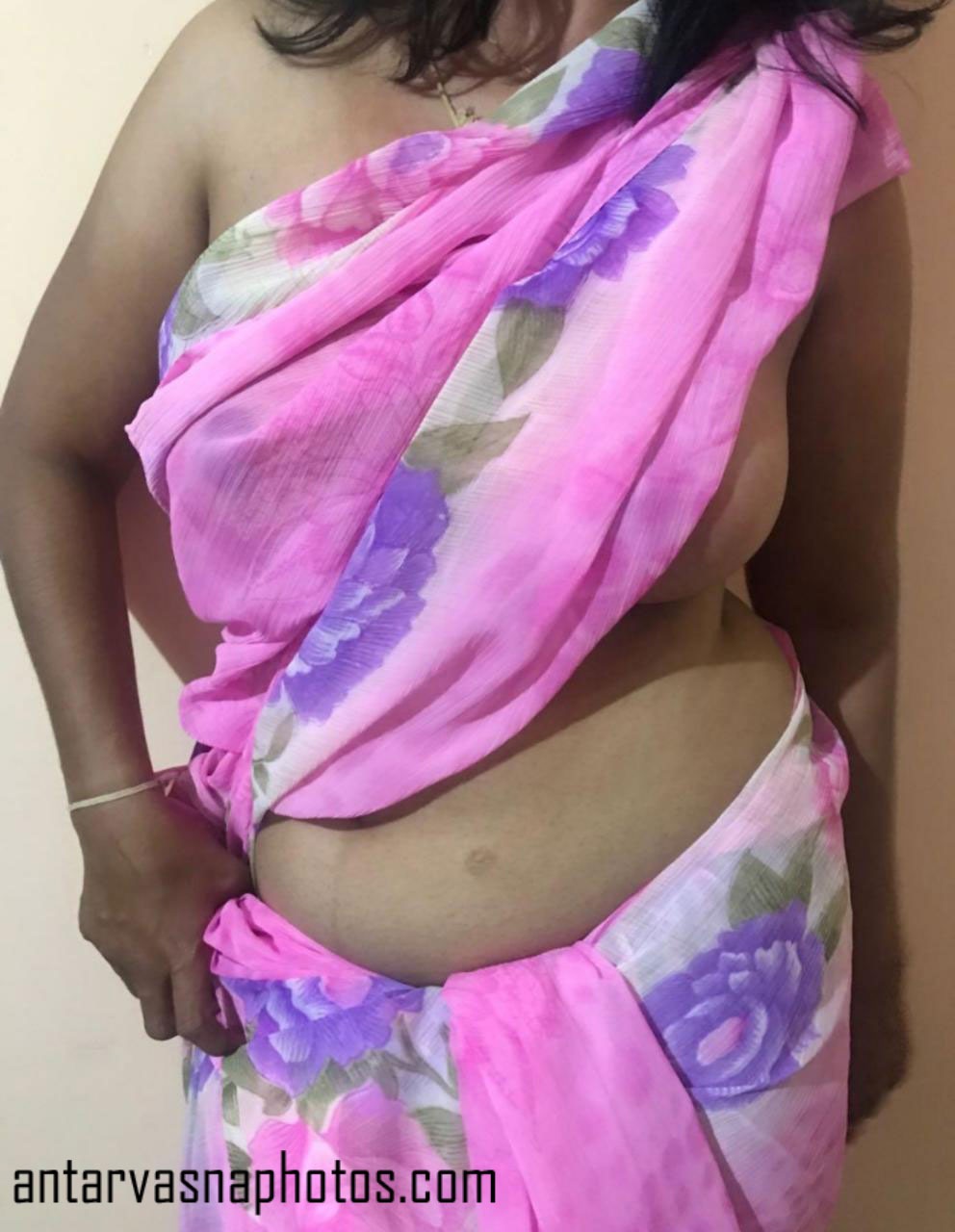 https://pub-5fcdf72a54cd4edbb03ec3edaa415a42.r2.dev/nakedleaks/nephew_and_traditional_aunt's_intimate_photos/4.jpg