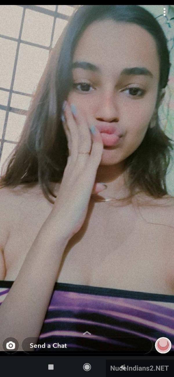 https://pub-5fcdf72a54cd4edbb03ec3edaa415a42.r2.dev/nakedleaks/noida's_wealthy_princess_priya_sharma_shares_intimate_photos_with_experienced_relative/20.jpg
