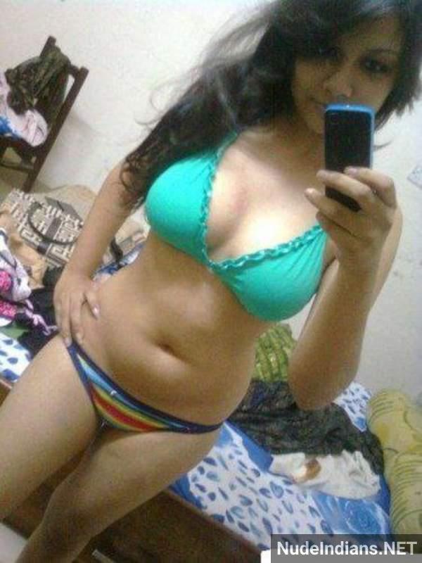 https://pub-5fcdf72a54cd4edbb03ec3edaa415a42.r2.dev/nakedleaks/noida_janvi's_intimate_pictures_spread_online/38.jpg