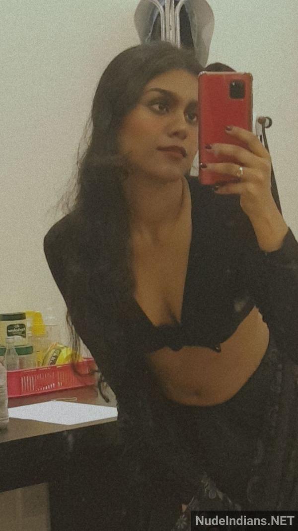 https://pub-5fcdf72a54cd4edbb03ec3edaa415a42.r2.dev/nakedleaks/noida_model_priya's_revealing_selfies_showcasing_curves/62.jpg