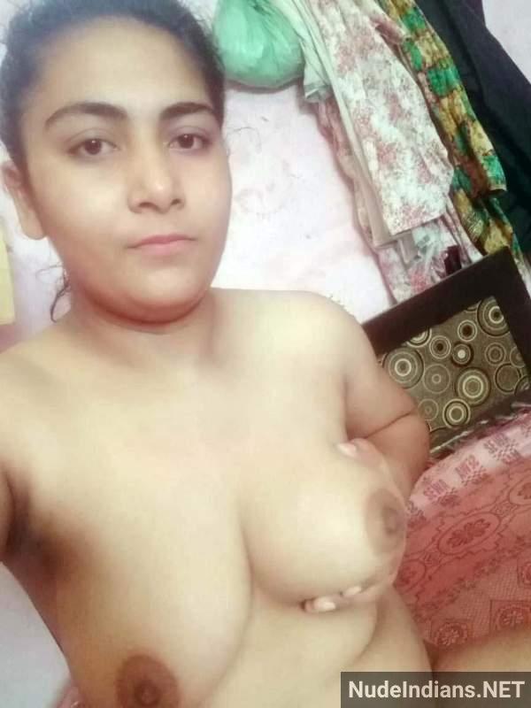 https://pub-5fcdf72a54cd4edbb03ec3edaa415a42.r2.dev/nakedleaks/northern_indian_girls_teasing_their_boyfriends_with_intimate_photos/23.jpg
