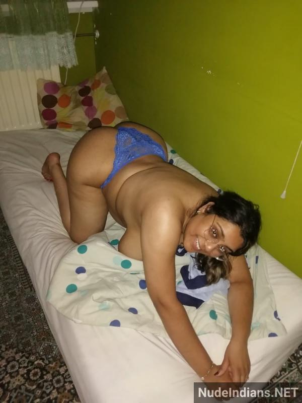https://pub-5fcdf72a54cd4edbb03ec3edaa415a42.r2.dev/nakedleaks/nri_aunt_anita_exhibits_busty_assets_and_seductive_curves/33.jpg