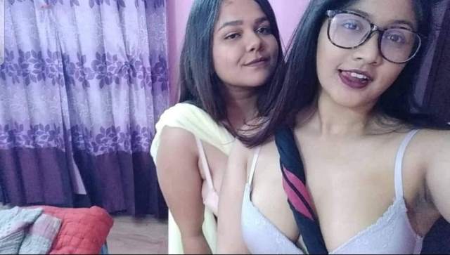 https://pub-5fcdf72a54cd4edbb03ec3edaa415a42.r2.dev/nakedleaks/nude_desi_girls_exposing_in_hostel/4.jpg