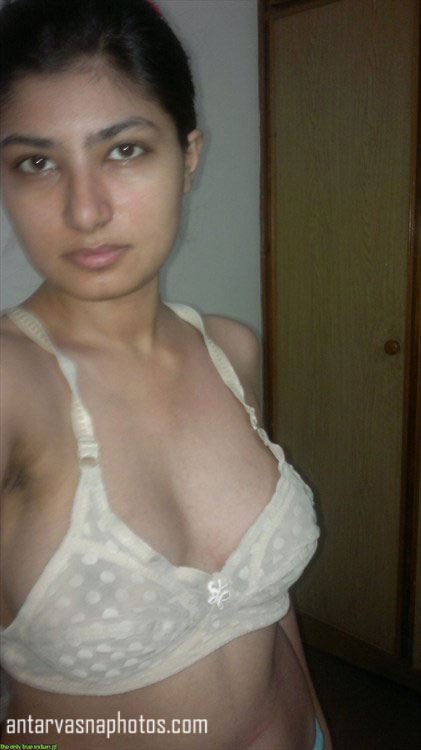 https://pub-5fcdf72a54cd4edbb03ec3edaa415a42.r2.dev/nakedleaks/nudes_of_muslim_desi_girl/0.jpg