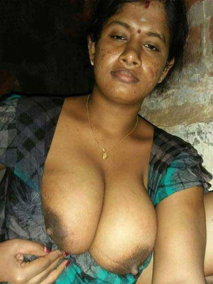 https://pub-5fcdf72a54cd4edbb03ec3edaa415a42.r2.dev/nakedleaks/observing_large_breasts_of_a_south_indian_wife/0.jpg