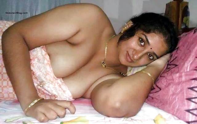 https://pub-5fcdf72a54cd4edbb03ec3edaa415a42.r2.dev/nakedleaks/over_30_uncensored_images_of_telugu_aunty_intimacy/13.jpg