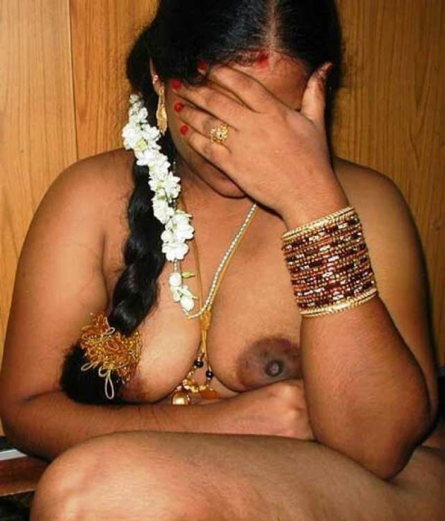 https://pub-5fcdf72a54cd4edbb03ec3edaa415a42.r2.dev/nakedleaks/over_30_uncensored_images_of_telugu_aunty_intimacy/24.jpg