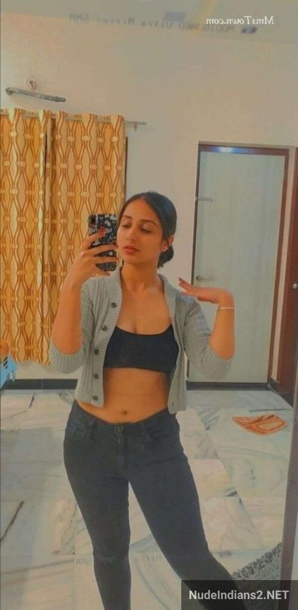 https://pub-5fcdf72a54cd4edbb03ec3edaa415a42.r2.dev/nakedleaks/palak_shah's_transformation_on_her_20th_birthday_celebration/9.jpg