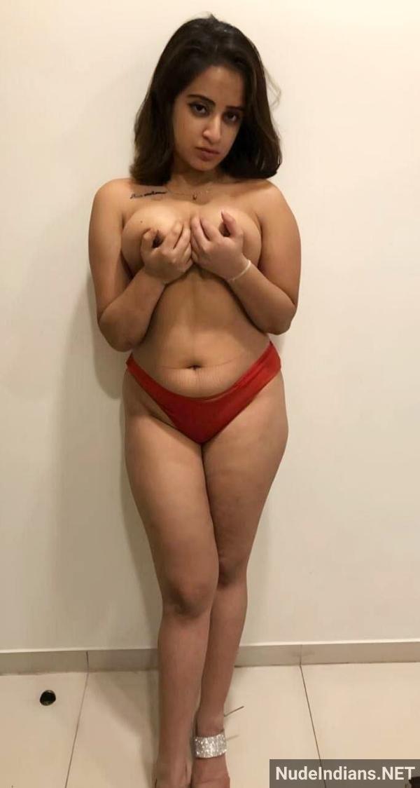 https://pub-5fcdf72a54cd4edbb03ec3edaa415a42.r2.dev/nakedleaks/partying_with_saumya_tandon,_my_girlfriend_from_south_delhi/1.jpg