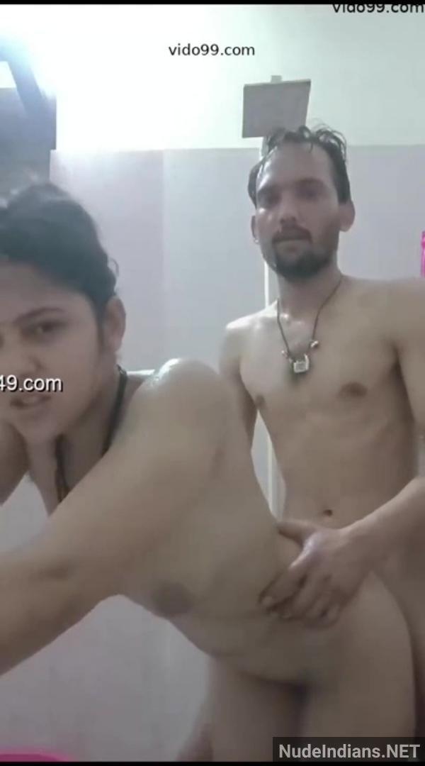 https://pub-5fcdf72a54cd4edbb03ec3edaa415a42.r2.dev/nakedleaks/passionate_bathroom_encounter_between_nupur_and_devar/13.jpg