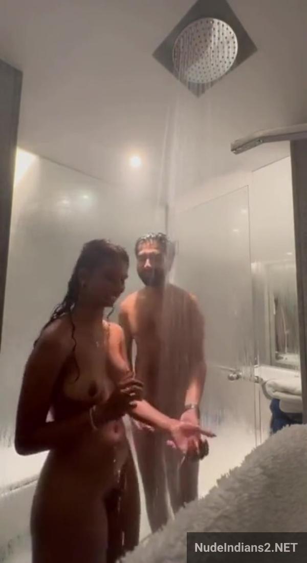 https://pub-5fcdf72a54cd4edbb03ec3edaa415a42.r2.dev/nakedleaks/passionate_encounter:_intimate_delhi_couple's_steamy_bathroom_affair/37.jpg