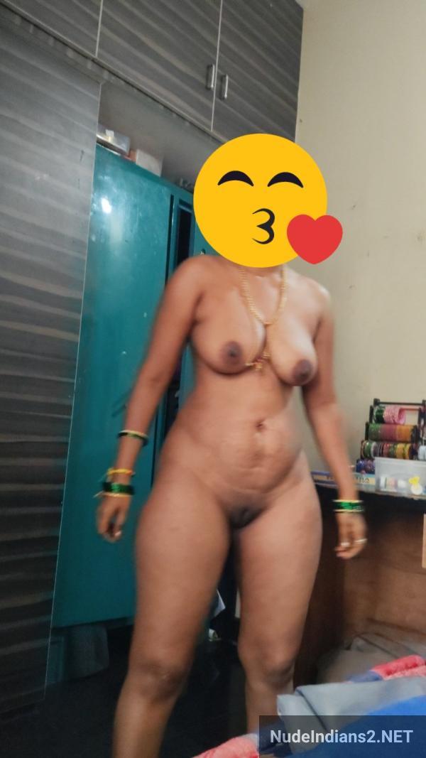 https://pub-5fcdf72a54cd4edbb03ec3edaa415a42.r2.dev/nakedleaks/passionate_nude_scenes_between_bangalore_wife_chaithra_and_her_partner/34.jpg