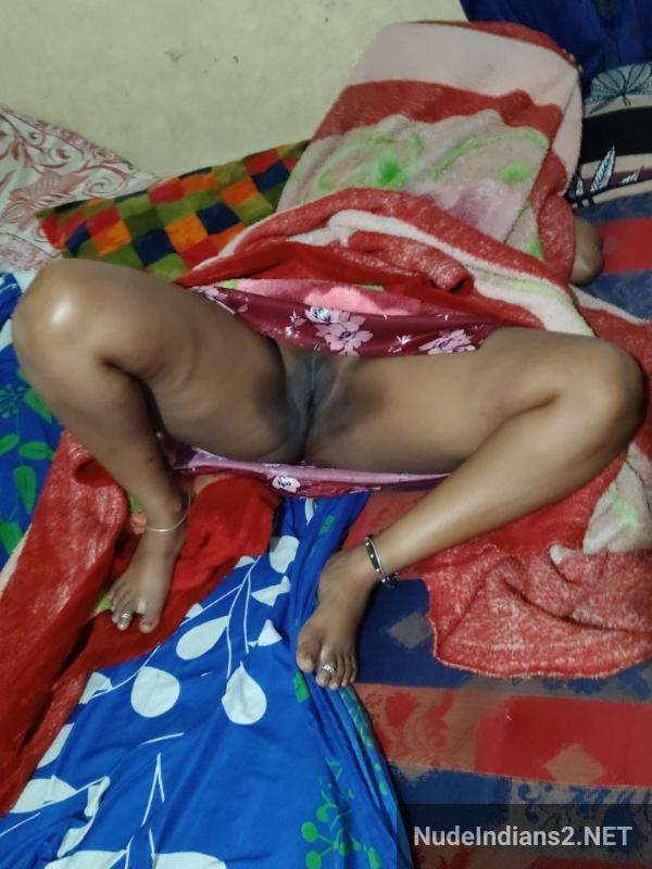 https://pub-5fcdf72a54cd4edbb03ec3edaa415a42.r2.dev/nakedleaks/passionate_nude_scenes_between_bangalore_wife_chaithra_and_her_partner/43.jpg