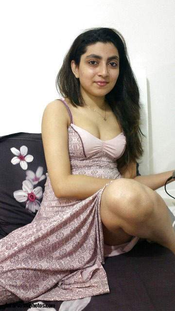 https://pub-5fcdf72a54cd4edbb03ec3edaa415a42.r2.dev/nakedleaks/passionate_photos_of_aarifa_in_the_nude/0.jpg