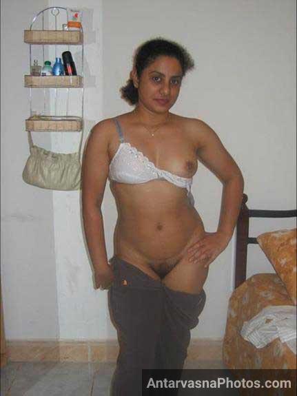 Photo of Indian bhabhi's Hot Chut