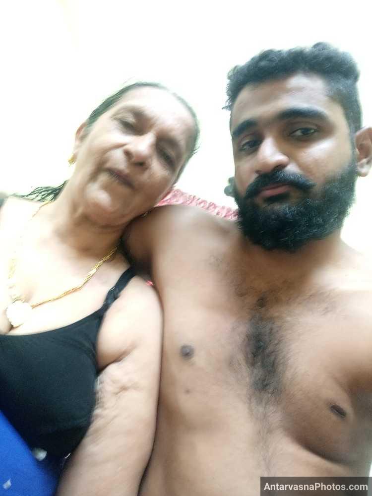 https://pub-5fcdf72a54cd4edbb03ec3edaa415a42.r2.dev/nakedleaks/photos_of_a_friend's_seductive_grandmother's_chest_and_privates/2.jpg