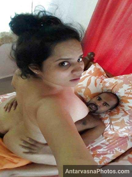 https://pub-5fcdf72a54cd4edbb03ec3edaa415a42.r2.dev/nakedleaks/photos_of_newlywed_indian_couple/4.jpg