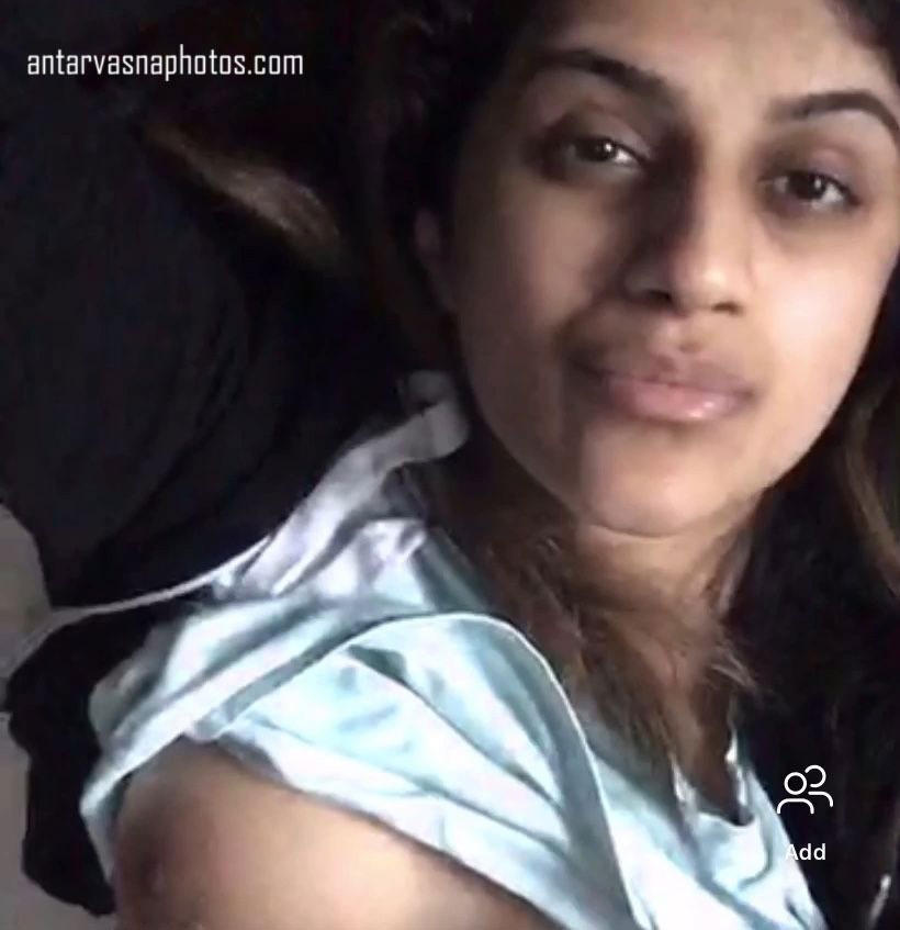 https://pub-5fcdf72a54cd4edbb03ec3edaa415a42.r2.dev/nakedleaks/photos_of_pakistani_girl_nisha_with_impressive_assets/0.jpg