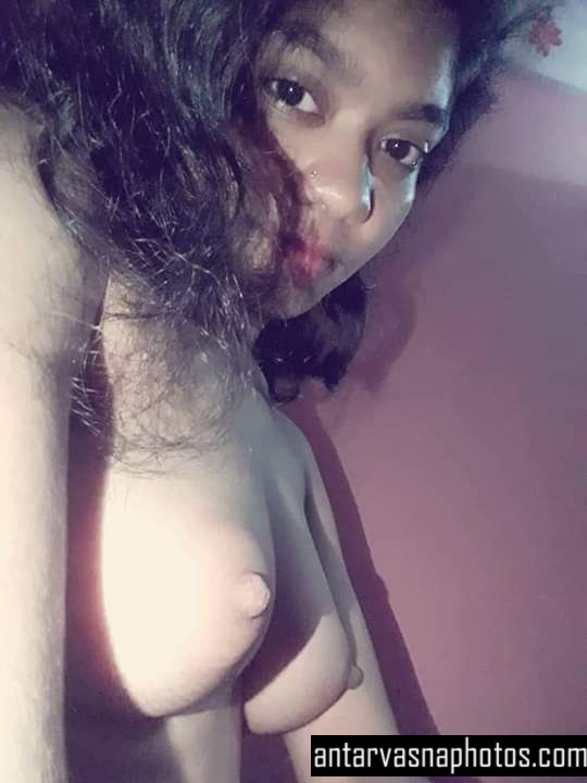 https://pub-5fcdf72a54cd4edbb03ec3edaa415a42.r2.dev/nakedleaks/pictures_of_my_aunt's_daughter's_boobs/3.jpg