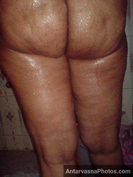 https://pub-5fcdf72a54cd4edbb03ec3edaa415a42.r2.dev/nakedleaks/pictures_of_my_stepmother's_big_butt/4.jpg