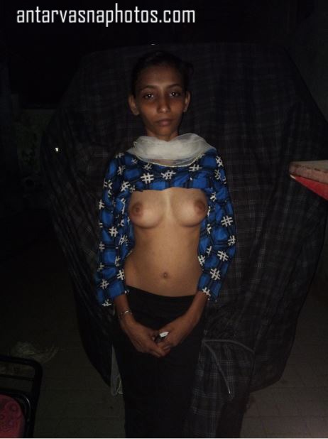 https://pub-5fcdf72a54cd4edbb03ec3edaa415a42.r2.dev/nakedleaks/pictures_of_younger_sister's_firm_breasts/1.jpg