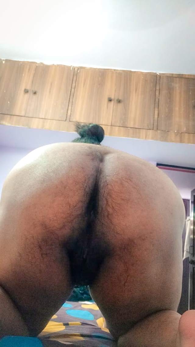 https://pub-5fcdf72a54cd4edbb03ec3edaa415a42.r2.dev/nakedleaks/plump_bangla_wife's_sensual_indigenous_image/24.jpg