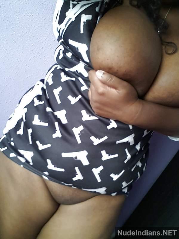 https://pub-5fcdf72a54cd4edbb03ec3edaa415a42.r2.dev/nakedleaks/plump_mallu_girlfriend_reveals_big_breasts_and_booty_photos_exposed/34.jpg