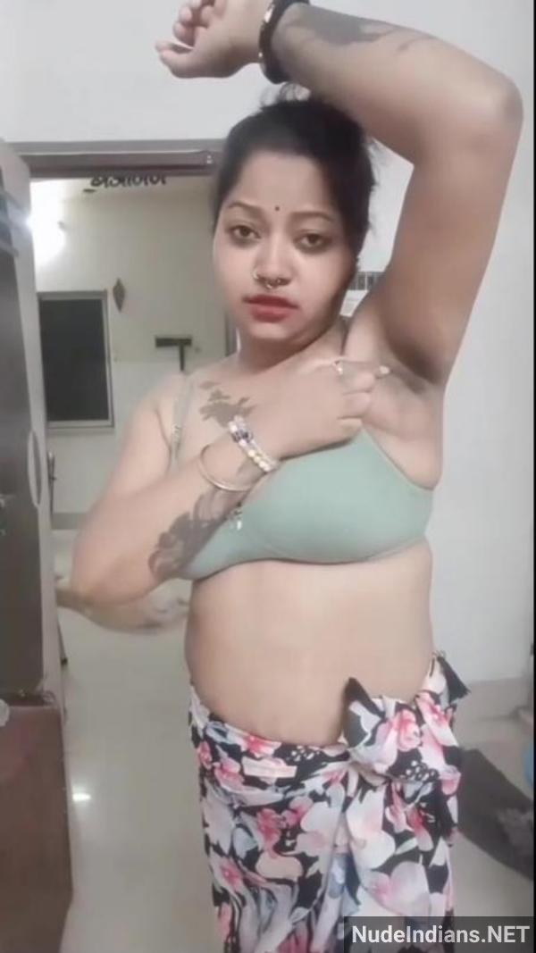 https://pub-5fcdf72a54cd4edbb03ec3edaa415a42.r2.dev/nakedleaks/poonam_aunty_entices_husband_with_lingerie_for_intimate_moments/24.jpg