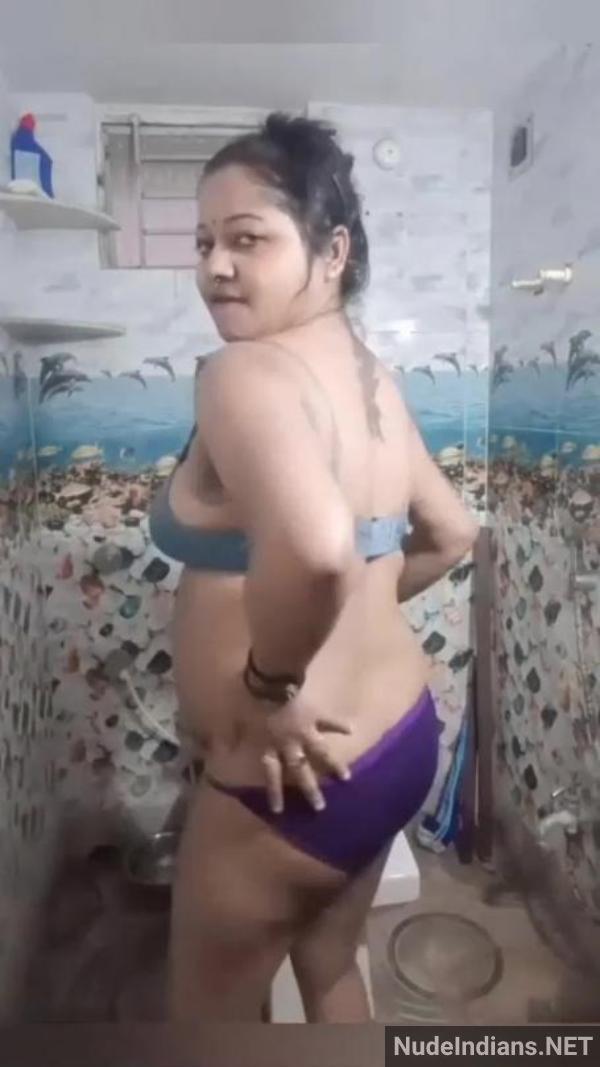 https://pub-5fcdf72a54cd4edbb03ec3edaa415a42.r2.dev/nakedleaks/poonam_aunty_entices_husband_with_lingerie_for_intimate_moments/28.jpg