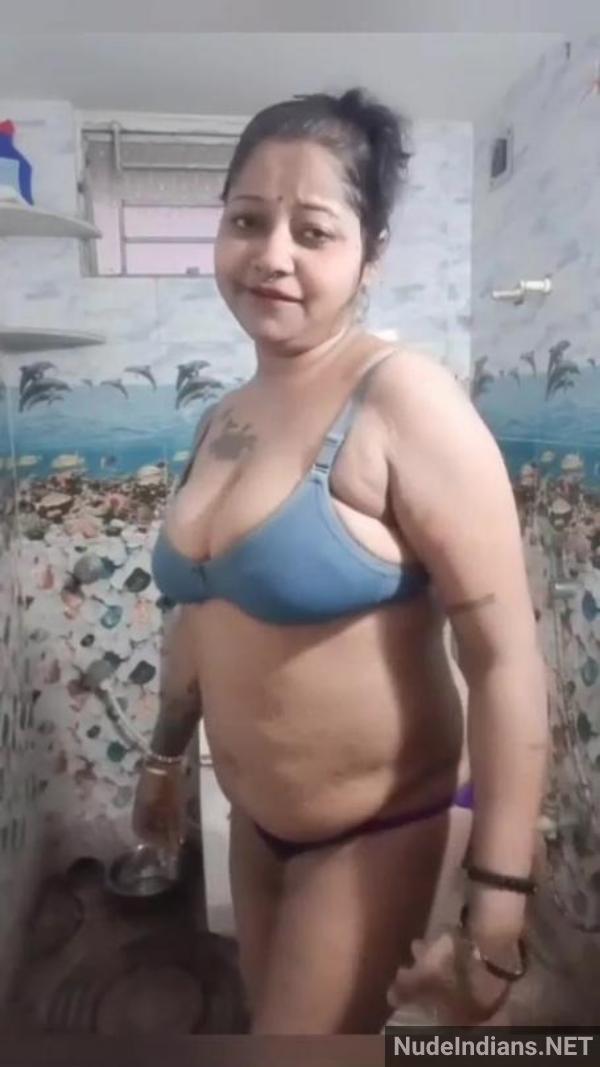 https://pub-5fcdf72a54cd4edbb03ec3edaa415a42.r2.dev/nakedleaks/poonam_aunty_entices_husband_with_lingerie_for_intimate_moments/30.jpg
