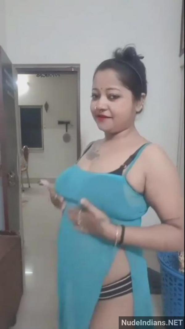 https://pub-5fcdf72a54cd4edbb03ec3edaa415a42.r2.dev/nakedleaks/poonam_aunty_entices_husband_with_lingerie_for_intimate_moments/7.jpg