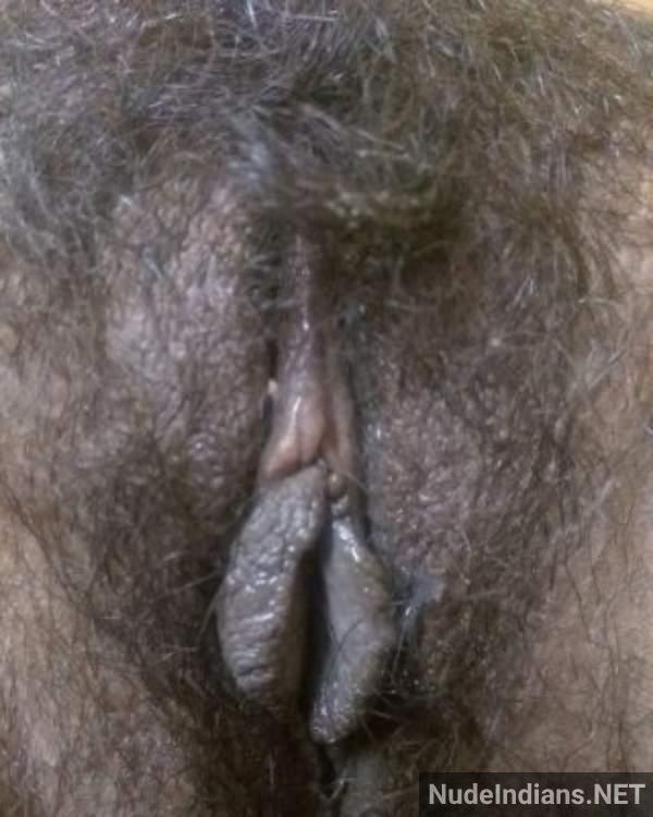 https://pub-5fcdf72a54cd4edbb03ec3edaa415a42.r2.dev/nakedleaks/popular_marathi_educator's_unshaven_images/29.jpg