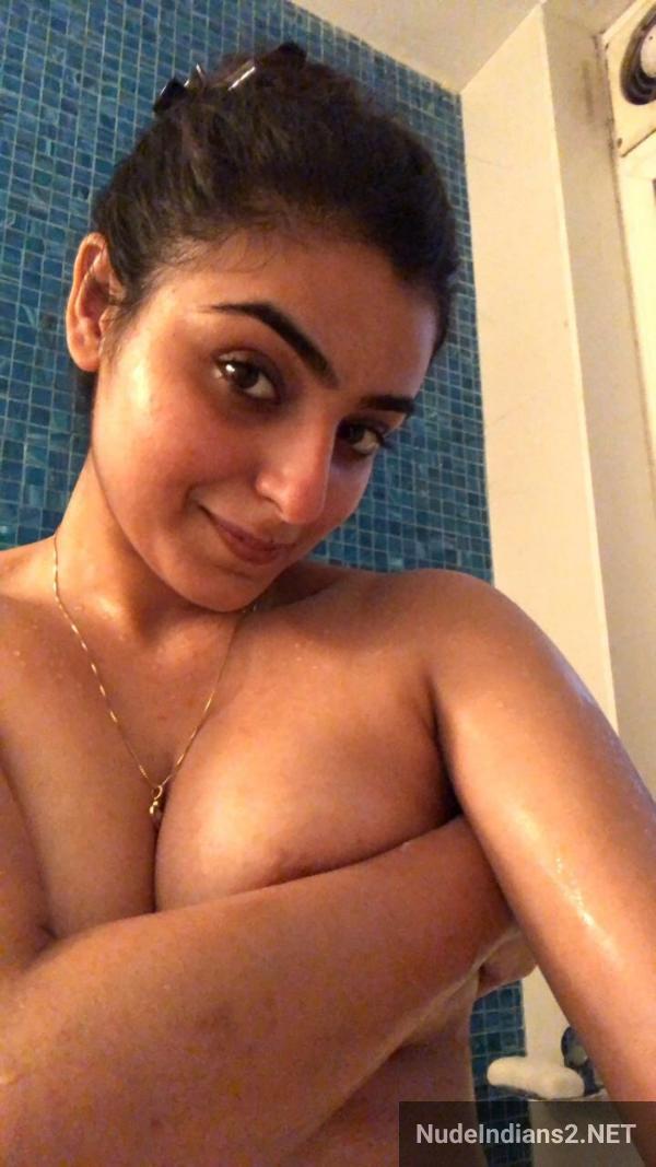 https://pub-5fcdf72a54cd4edbb03ec3edaa415a42.r2.dev/nakedleaks/popular_simran_from_punjab_flaunts_her_naked_selfies/8.jpg