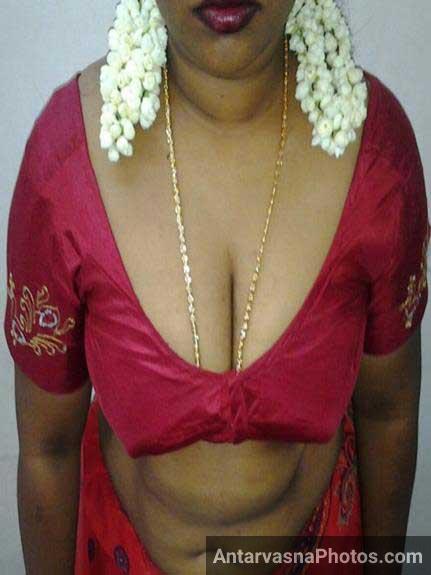 https://pub-5fcdf72a54cd4edbb03ec3edaa415a42.r2.dev/nakedleaks/pre-chudai_pictures_of_mallu_aunties/1.jpg