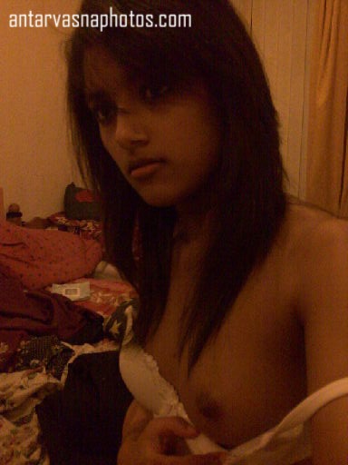 https://pub-5fcdf72a54cd4edbb03ec3edaa415a42.r2.dev/nakedleaks/primary_educator_revealing_her_gentle_chest/1.jpg