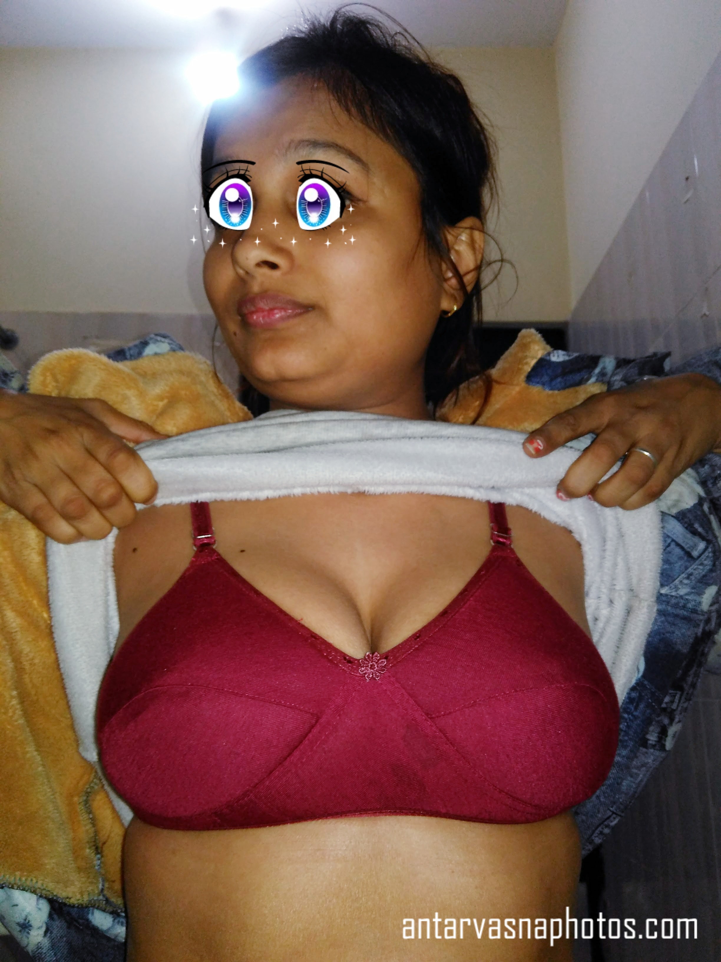 https://pub-5fcdf72a54cd4edbb03ec3edaa415a42.r2.dev/nakedleaks/priya_from_india_flaunts_her_intimate_photos/0.jpg