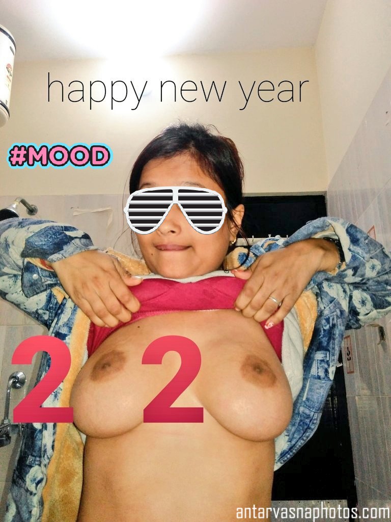 https://pub-5fcdf72a54cd4edbb03ec3edaa415a42.r2.dev/nakedleaks/priya_from_india_flaunts_her_intimate_photos/1.jpg
