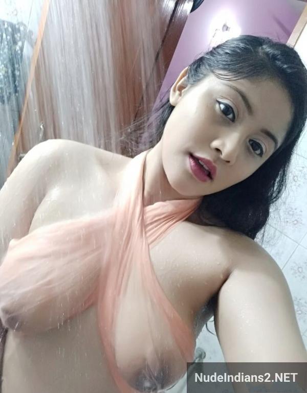 https://pub-5fcdf72a54cd4edbb03ec3edaa415a42.r2.dev/nakedleaks/prominent_bengali_lady_srraboni_saba_exposes_all/22.jpg