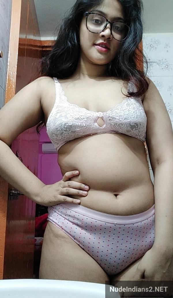 https://pub-5fcdf72a54cd4edbb03ec3edaa415a42.r2.dev/nakedleaks/prominent_bengali_lady_srraboni_saba_exposes_all/79.jpg