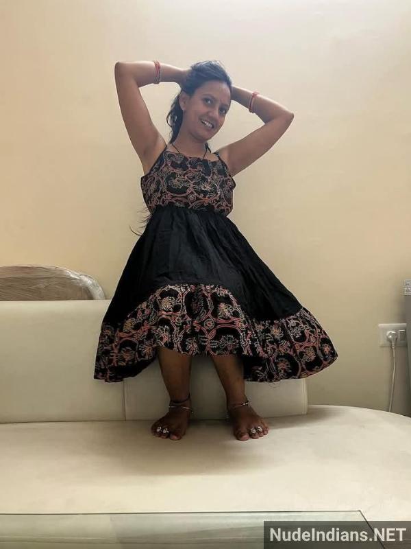 https://pub-5fcdf72a54cd4edbb03ec3edaa415a42.r2.dev/nakedleaks/provocative_images_of_gujarati_woman_in_lingerie_and_nude/2.jpg