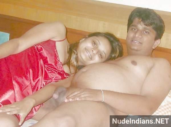 https://pub-5fcdf72a54cd4edbb03ec3edaa415a42.r2.dev/nakedleaks/provocative_images_of_kerala_bhabhi_and_wives_in_mallu/68.jpg