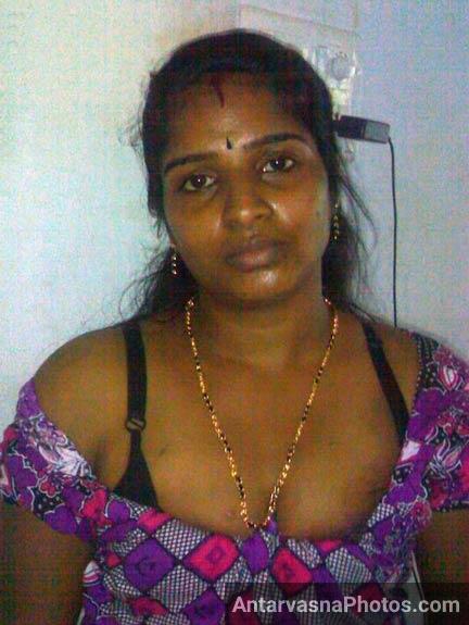 https://pub-5fcdf72a54cd4edbb03ec3edaa415a42.r2.dev/nakedleaks/provocative_images_of_mallu_aunty_stripping/0.jpg
