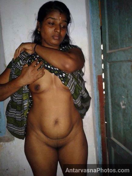 https://pub-5fcdf72a54cd4edbb03ec3edaa415a42.r2.dev/nakedleaks/provocative_images_of_mallu_aunty_stripping/5.jpg