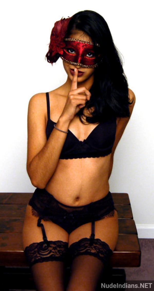 https://pub-5fcdf72a54cd4edbb03ec3edaa415a42.r2.dev/nakedleaks/provocative_nri_priya's_sensational_nude_photos_and_intimate_selfies/107.jpg