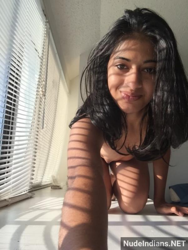 https://pub-5fcdf72a54cd4edbb03ec3edaa415a42.r2.dev/nakedleaks/provocative_nri_priya's_sensational_nude_photos_and_intimate_selfies/123.jpg