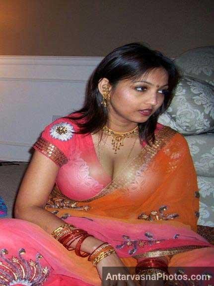 https://pub-5fcdf72a54cd4edbb03ec3edaa415a42.r2.dev/nakedleaks/provocative_pictures_of_indian_women/1.jpg